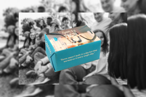 Get ready to drop off your body at the gym with LIFE SOAP BAR in French Pear fragrance. Relax and rejuvenate with this humorous and refreshing soap.